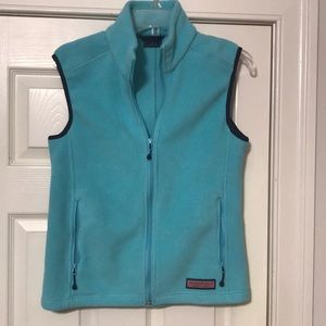 Vineyard vines fleece vest